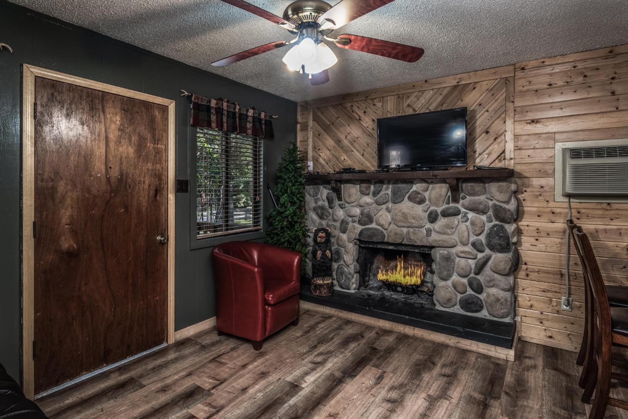 Upper Canyon Inn & Cabins Ruidoso Bagian luar foto