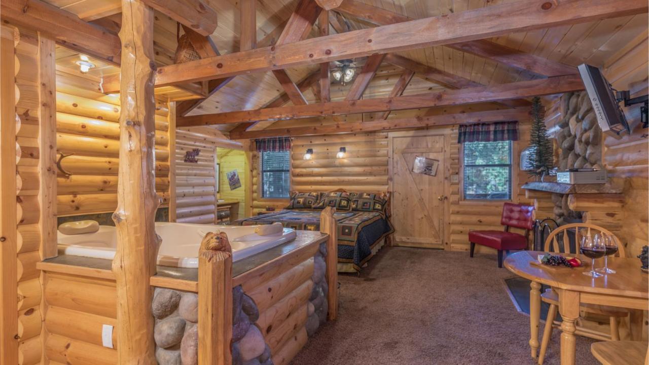 Upper Canyon Inn & Cabins Ruidoso Bagian luar foto